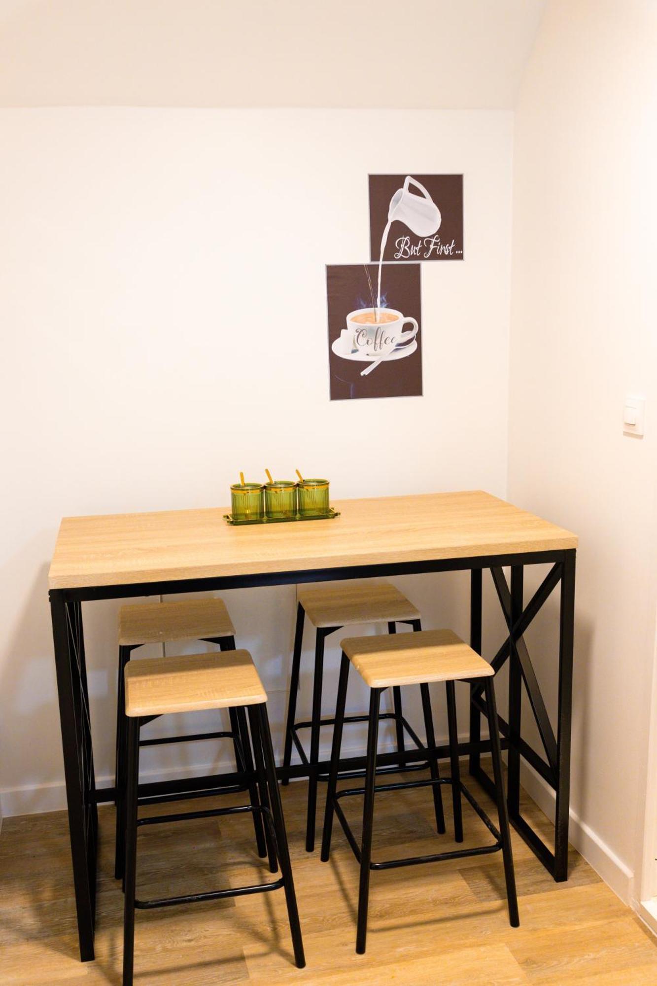 Apartamento Carmen Serris Exterior foto